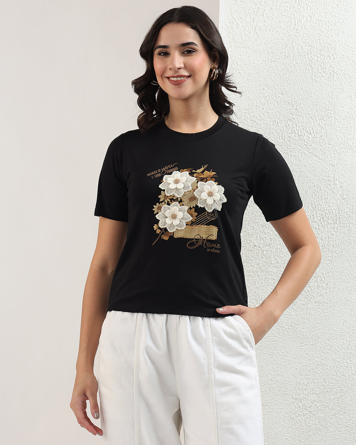Bloom graphic black top