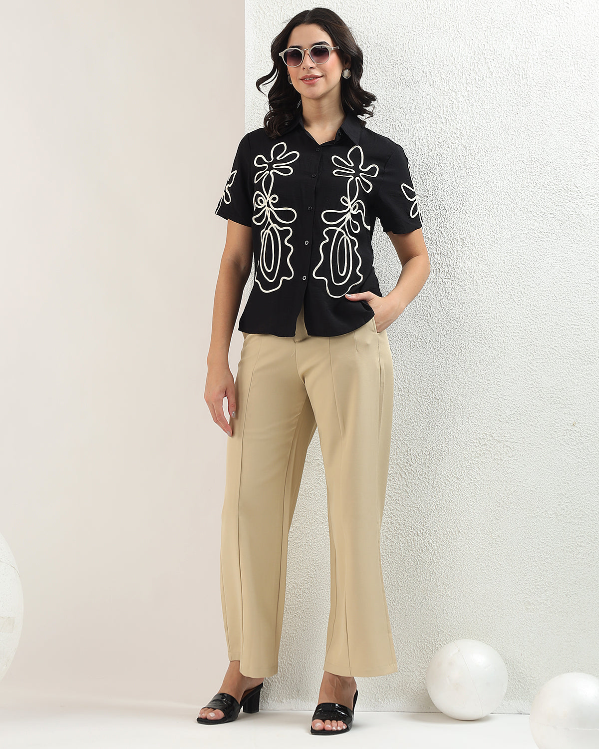Botanical petal black shirt