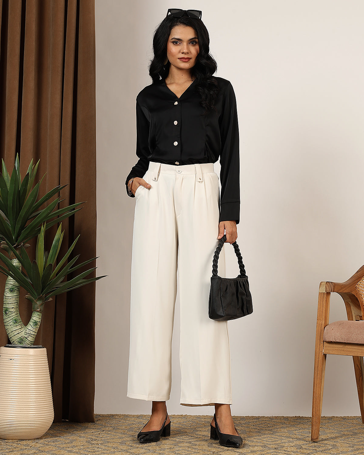 Wide leg off white trouser